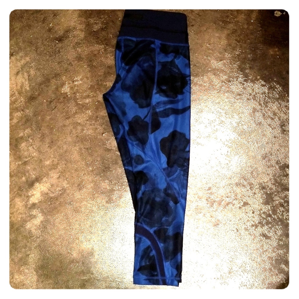 Lululemon crop